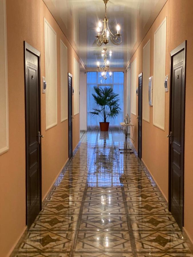 Sanzazila Hotell Gudauta Eksteriør bilde