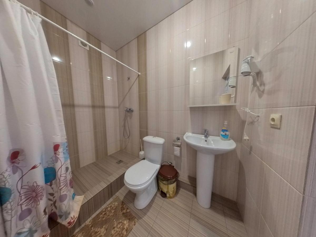 Sanzazila Hotell Gudauta Eksteriør bilde
