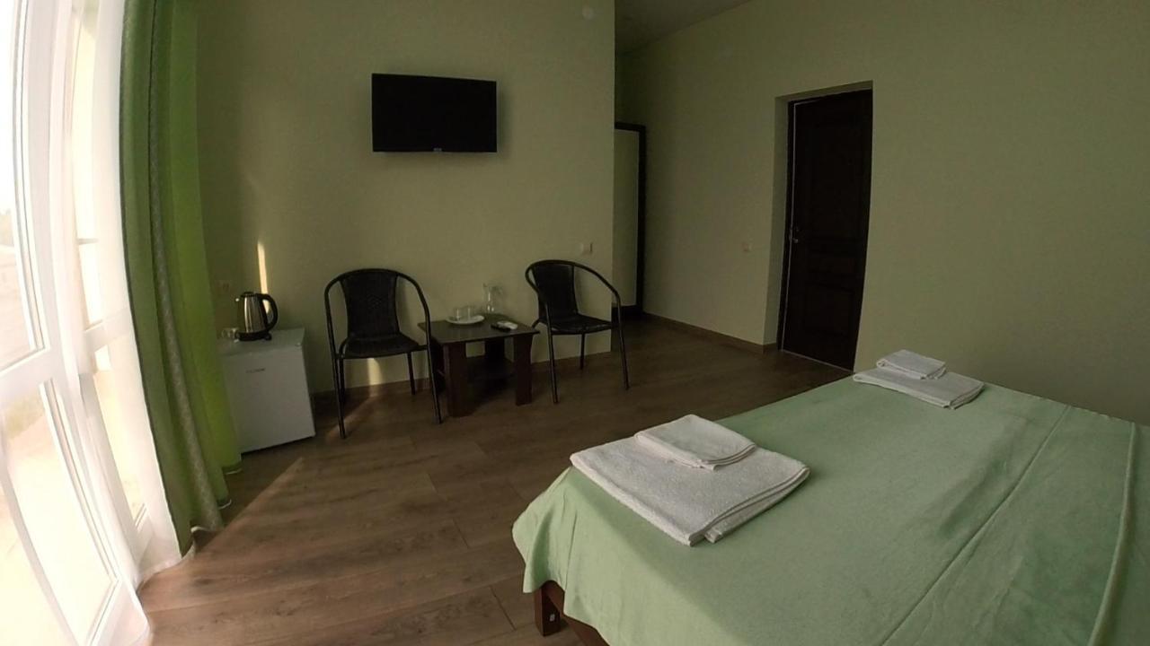 Sanzazila Hotell Gudauta Eksteriør bilde