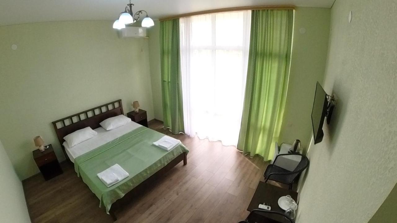 Sanzazila Hotell Gudauta Eksteriør bilde